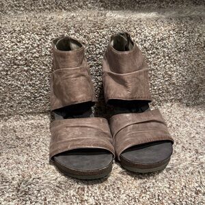 OTBT tan Women's Sandals